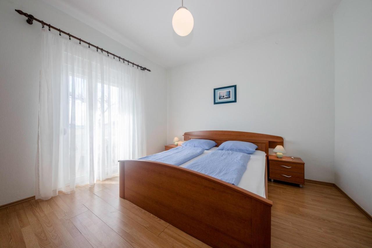 Apartments By The Sea Supetarska Draga - Donja, Rab - 11769 Exterior foto