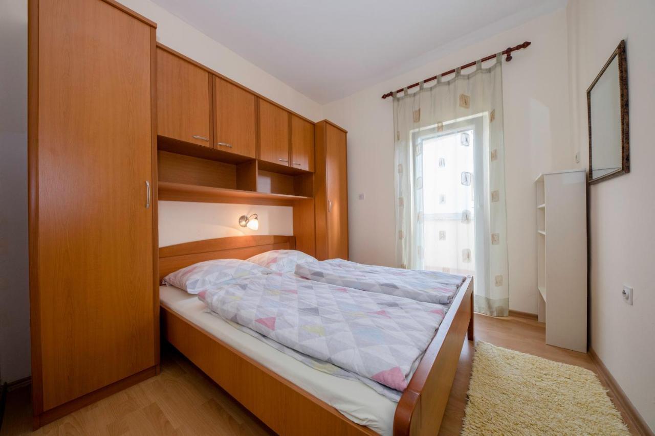 Apartments By The Sea Supetarska Draga - Donja, Rab - 11769 Exterior foto